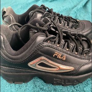 Fila Disrupter 2 Black & Rose Gold